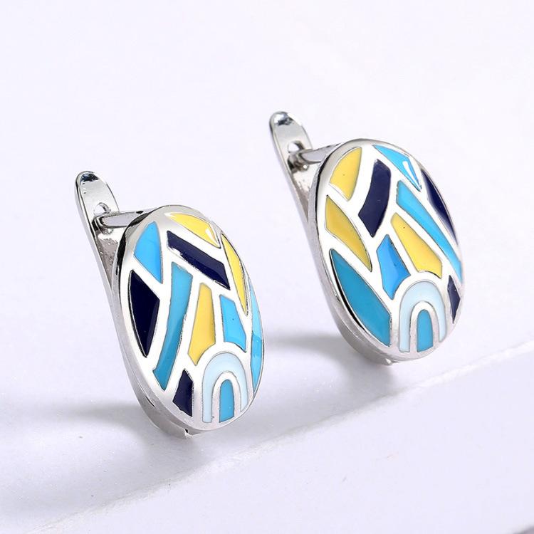 Classic Lady Earrings Irregular Colored Letter Studs Fashionable Casual Everyday Earrings