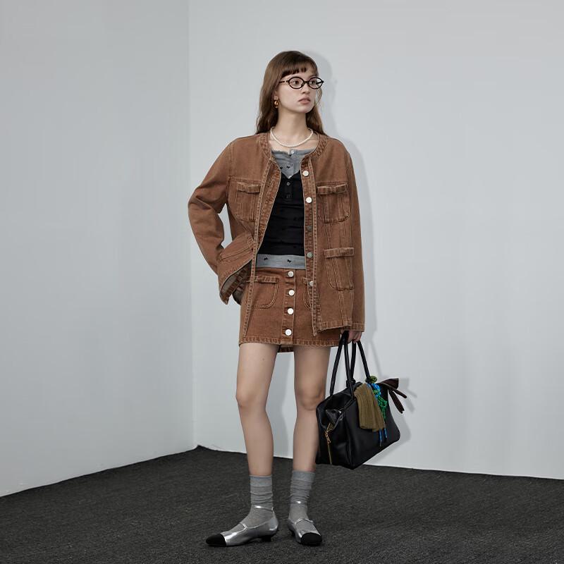 

Комплект куртка и юбка из выбеленного денима GREEN BELT L