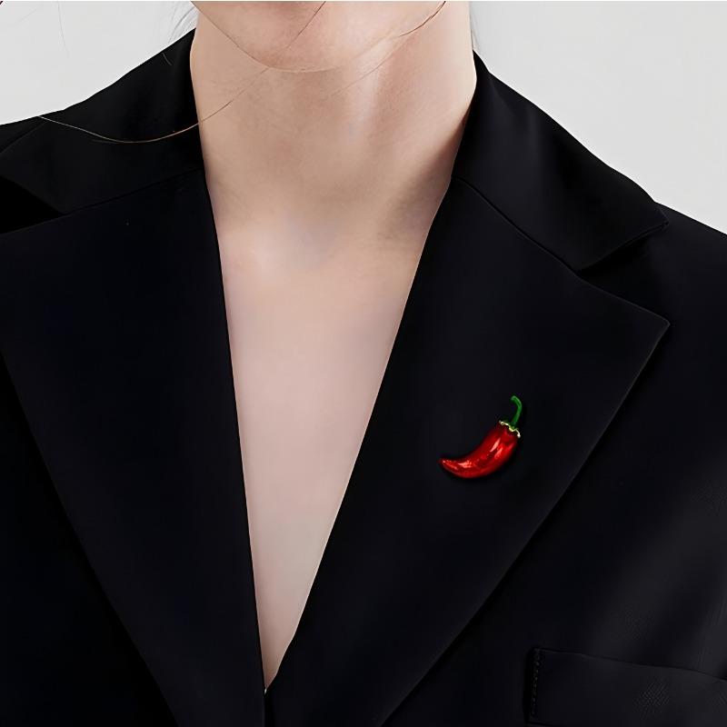 Little Pepper Brooch, Small Corsage, Anti-glare Buckle Pin, Versatile Cardigan with Accessories