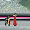 Resin Miniature Figures of Violin Players in 1/64 Scale Ideal for Long Term Decors and Artistic Projects