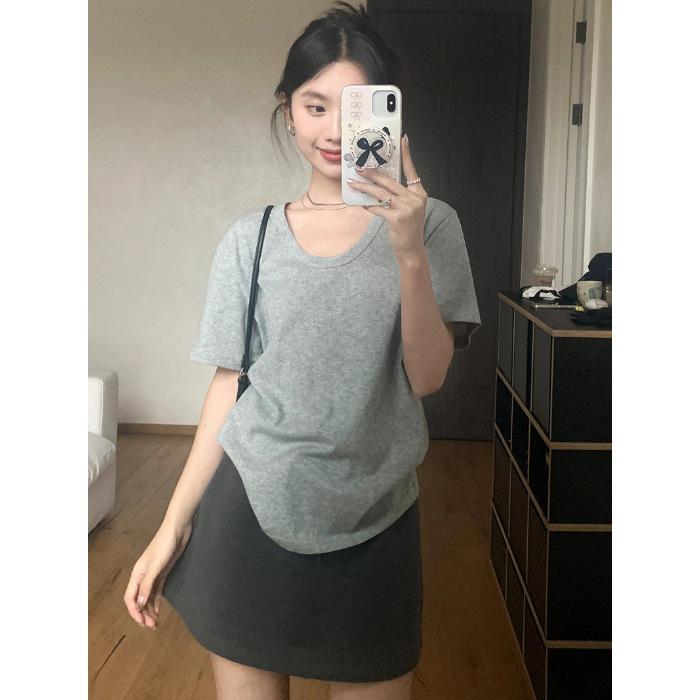 White V-neck Short-sleeved T-shirt Women's Summer New Loose Solid Color Bottoming Shirt with Spice Girl Student Top