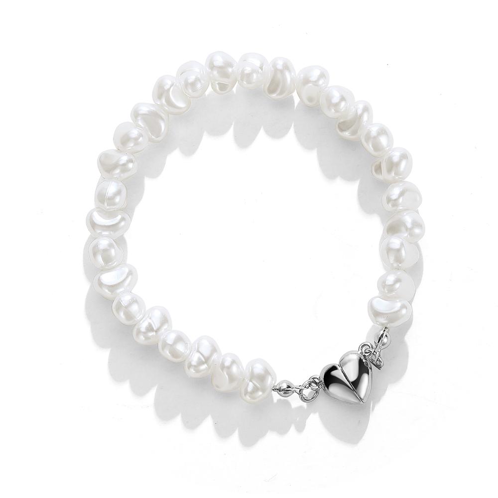 2022 New Fashion Lady Elegant Love Pendant Bracelet Light Luxury Lovely Girl Luxury Jewelry Gift Sleek Bracelet