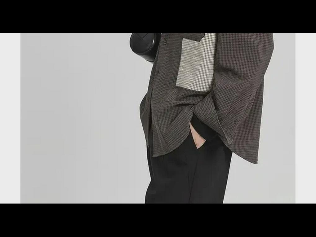 2024 Men's Casual Long-Sleeve Plaid Shirt, Korean-Style with Contrast Stitching for Spring and Autumn