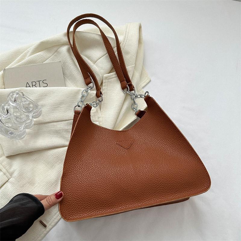 Fashionable Womens Medium Pu Tote Bag Elegant Underarm Handbag With Magnetic Closure For Daily Wear коричневый