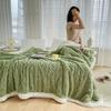 Verdickte Winterdecke, doppelseitiger Flaumplüsch, doppellagig, 3D-Jacquard, einfarbig, fürs Büro, Nickerchen, Schlafsaal, Zuhause, Bett, Sofa, Reise, gemütliche warme Decke