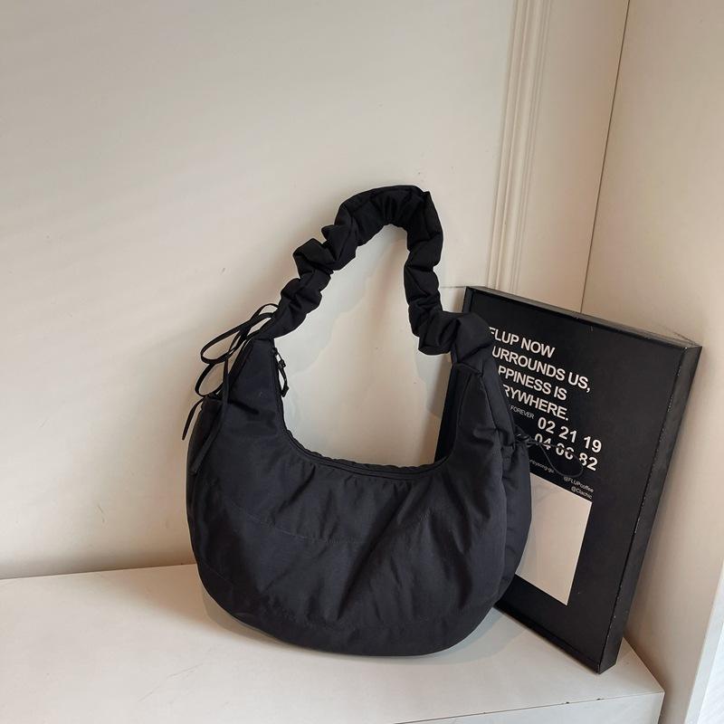 Lazy Wind Bag Women's Large-capacity New Spring and Summer Leisure Niche One-shoulder Crossbody Commuter Dumpling Bag