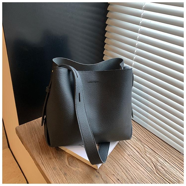 IELGY Ladies Bucket Bag Simple All-Match Shoulder Messenger Bag
