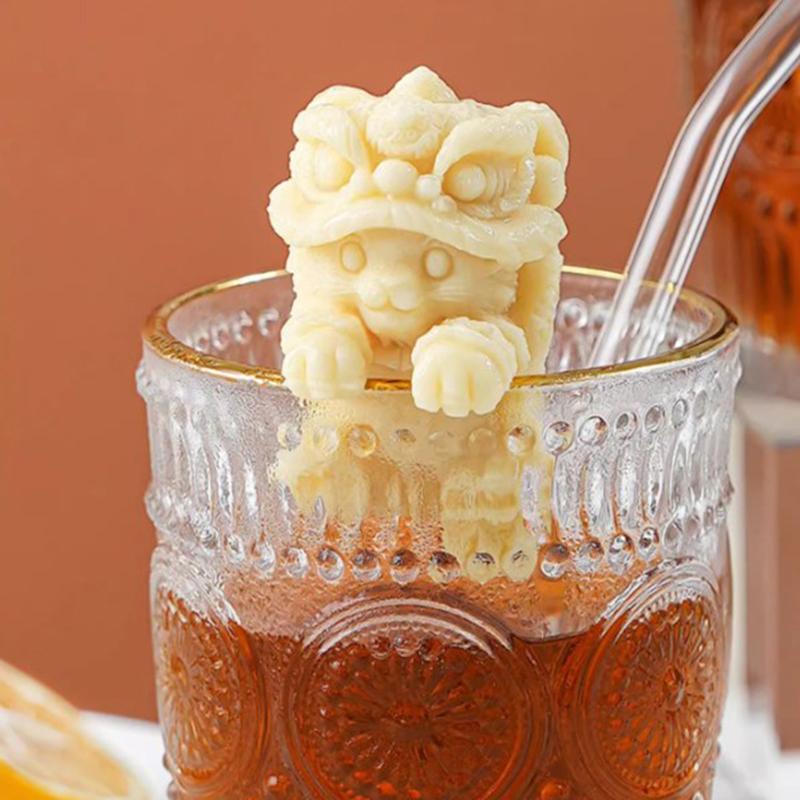3D Hangende Kop Siliconen Vorm Schattige Leeuw Beer Ijsblokjesmaker Voedselkwaliteit Herbruikbare Vorm Huishouden Koffie Ijs Keuken Snoep Chocolade Zeep