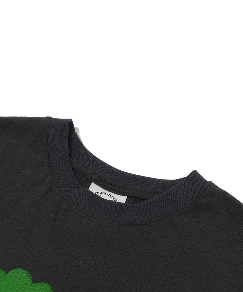 MATCHGLOBE Lucky Flower Crop Top (Black)