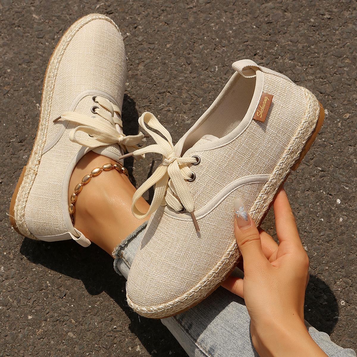 Модные женские туфли на плоской подошве 2024 года новые весенне-осенние повседневные прогулочные туфли с круглым верхом неглубокие модные туфли в стиле Лолита кроссовки Zapatos De Mujer 36 бежевый 5469₽