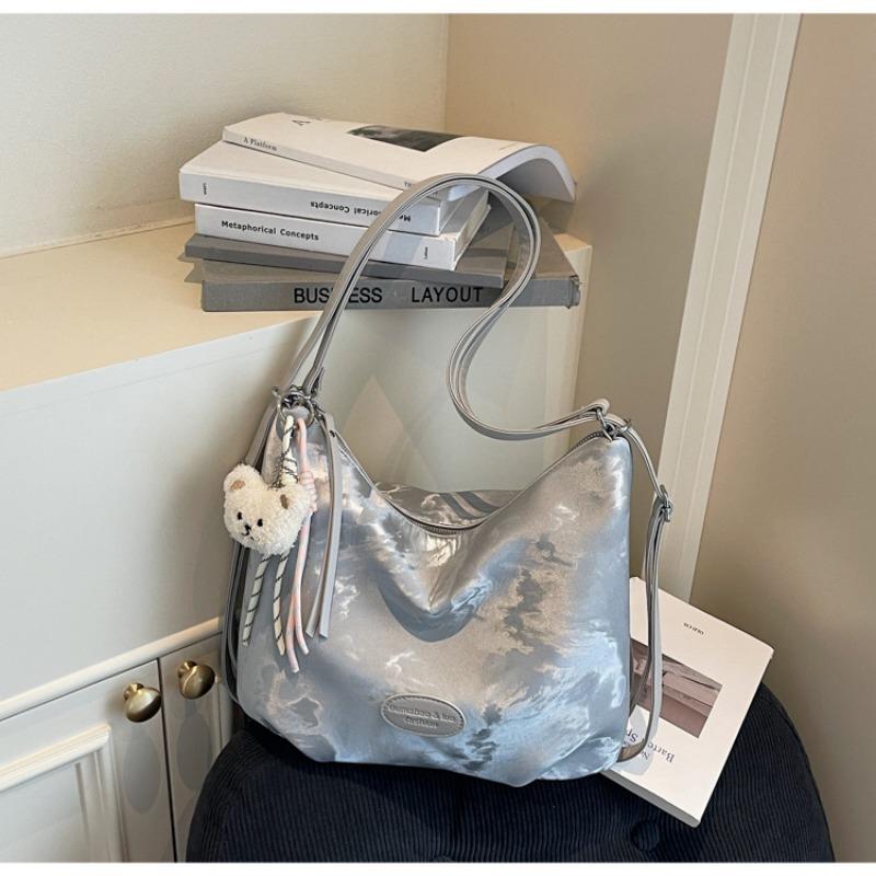 Large Capacity Pleated Soft Large Bag Commuter Bag New Versatile Tote Bag Shoulder Messenger Backpack