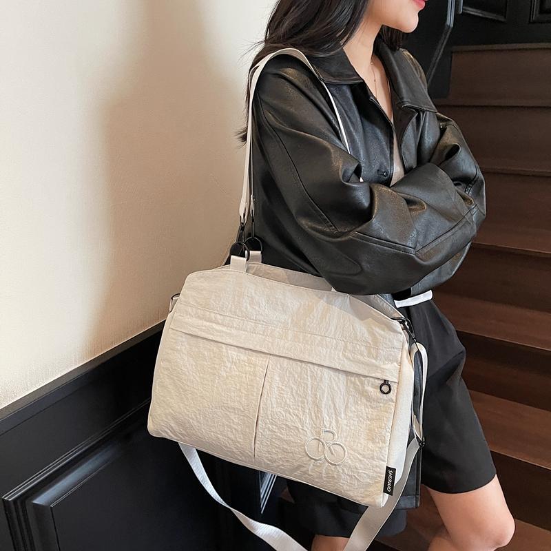 Women's Shoulder Bag Lightweight Solid Color Large Capacity Crossbody Bag