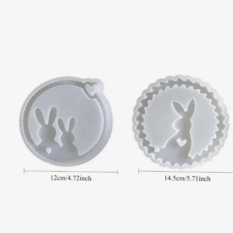 

Easter Bunny wreath pendant Silicone mold - White rabbit and heart design, DIY handicrafts, jewelry casting, plaster decoration