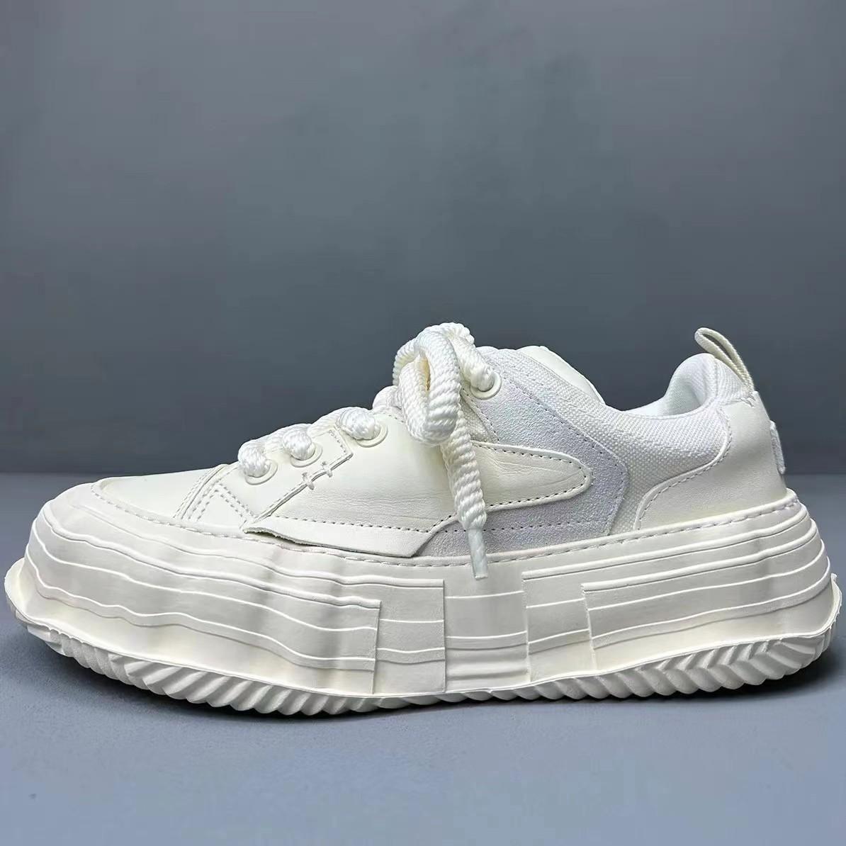 

Brand Men s Casual Shoes Comfortable Mens Thick-soled Vulcanized Shoes Versatile Men Sneakers Platform Shoes for Men 39