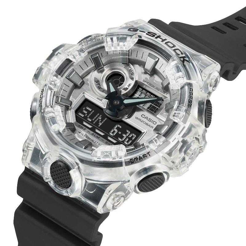 Casio G-SHOCK Erkek Reçine 200M Suya Dayanıklı Dijital Darbeye Dayanıklı Kuvars Saat GA-700SKC-1A