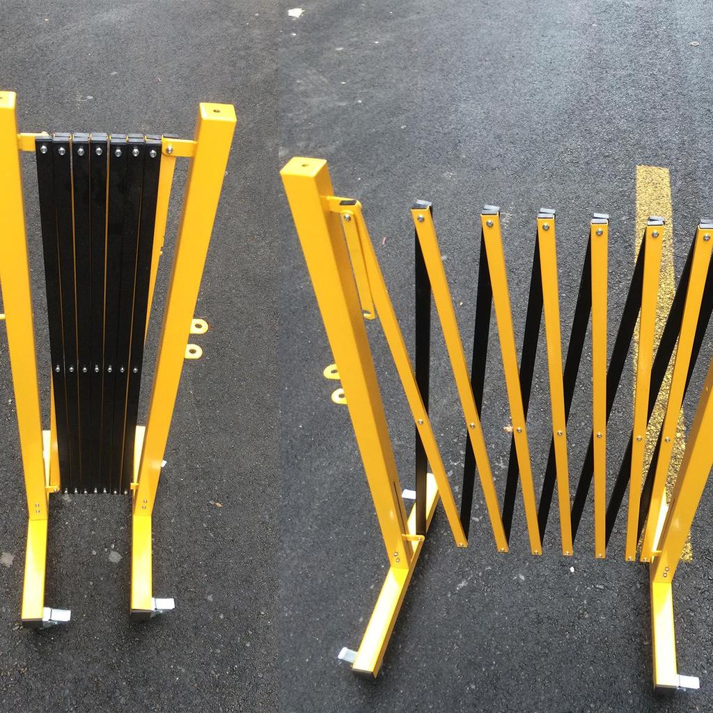 Mobile Safety Retractable Barrier Fence