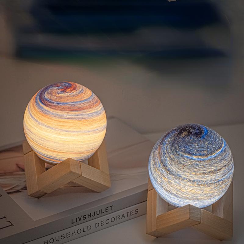 Galaxy Ball Lampe Kinderlicht Planetarische Kristallkugel Nachtlichter Leuchtend USB-Strom Warm Nachttisch Geschenk Heimdeko Schlafzimmer Weihnachten