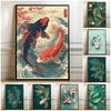 Koi-Fisch Wandkunst – Japanisches Teichgemälde, Goldene Lotus- & Libellen-Dekoration, Smaragd-Wassergarten Druck, Ruhiges Koi-Poster-Dekor