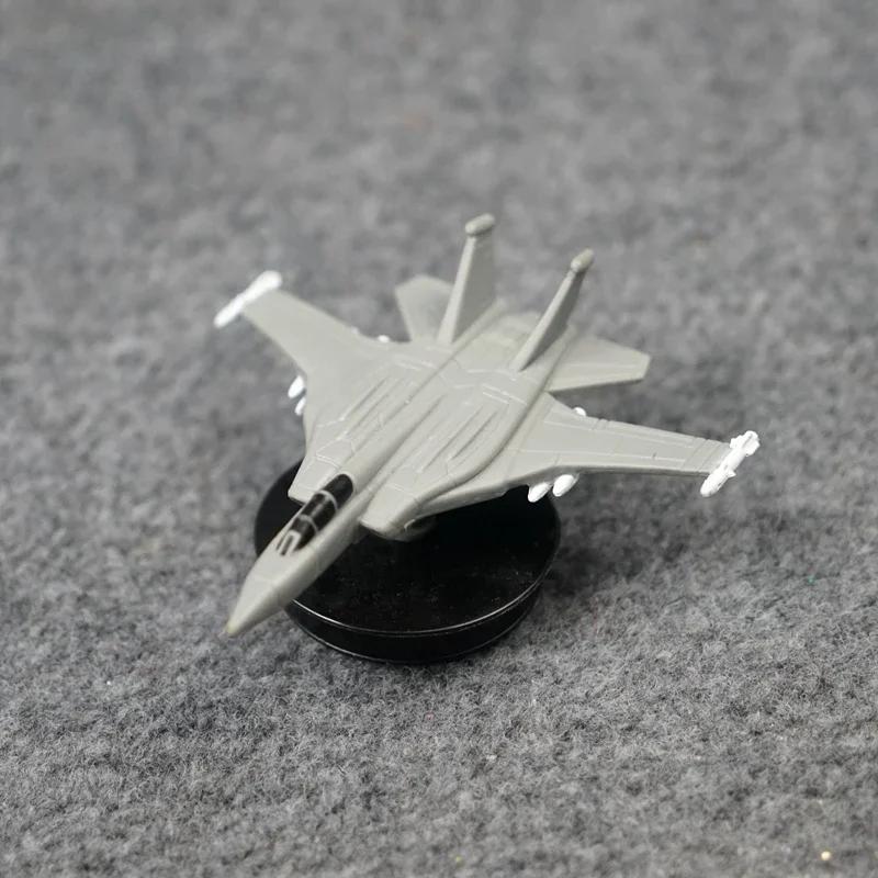 Film Top Gun Caccia Aereo da Guerra Casco Modello Giocattolo Miniatura Ornamenti da Tavolo Action Figure Regali per Bambini Collezionabile