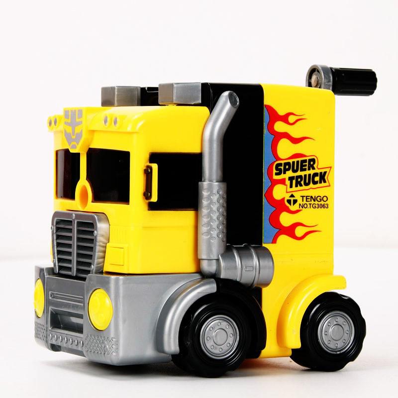 Truck-Shaped Cartoon Pencil Sharpener for Boys - Creative Hand-Crank Design for Elementary Students