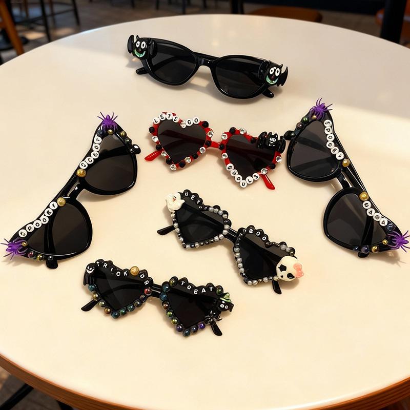 New men's and women's Halloween party skeleton ghost sunglasses pearl letter ghost glasses