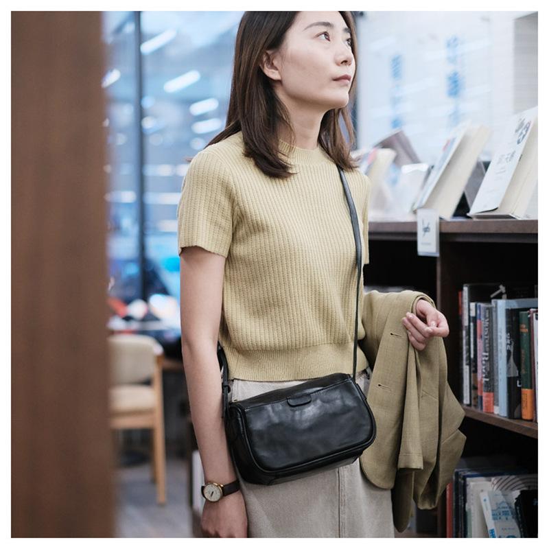 Geantă retro pentru femei din piele de vacă cu stratul întâi Geantă mică din piele de sezon Geanta de umăr de ultimă generație Geantă versatilă