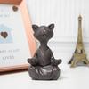 Statua di Gatto Zen in Resina in Posizione di Meditazione per Arredamento Casa e Ufficio