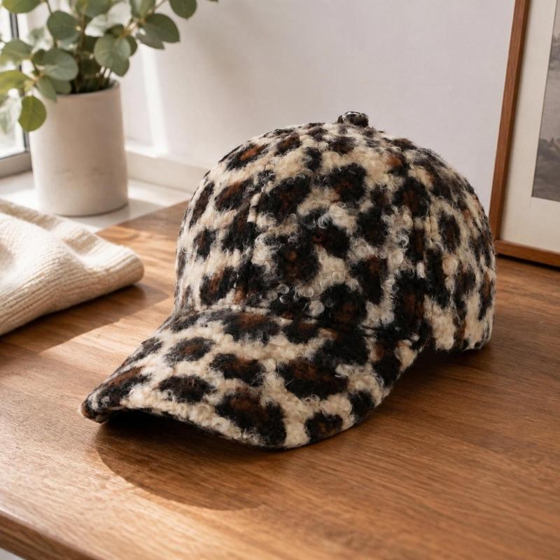 Polyester Animal Print Baseball Cap with Thick Soft Lining, Firm Bill and Rear Adjustment for Adult Unisex Cold Weather Wear