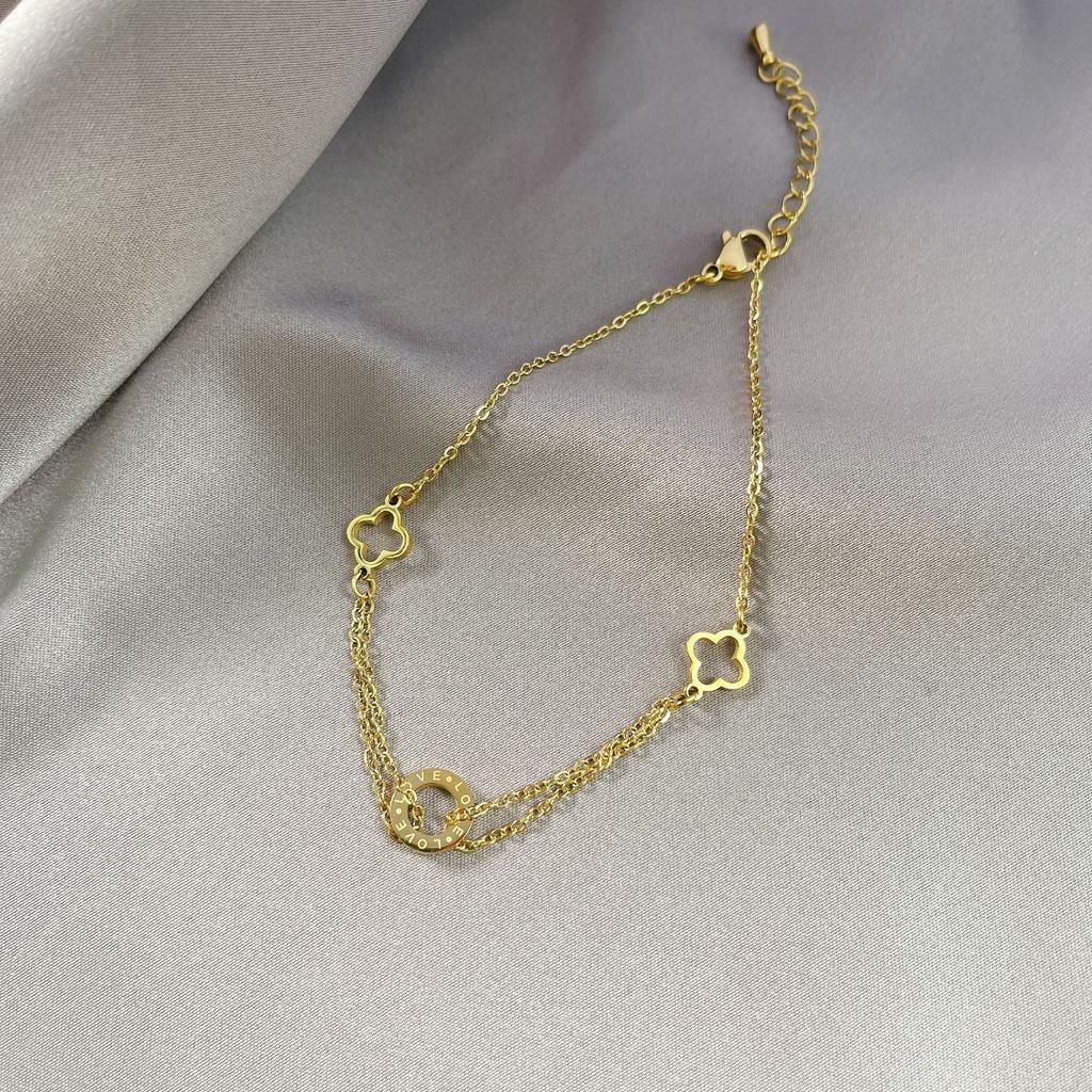 Titanium Steel Hollowed Out Four Leaf Clover Ankle Chain, Spring and Summer Fashionable Footwear, the Best Gift for Girls