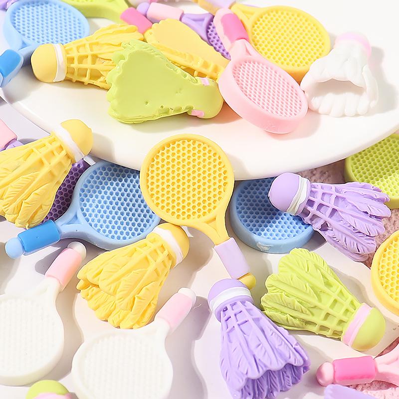 100pcs/bag New Artificial Tennis Racket Badminton Design Flat Back Resin Cabochons for Scrapbook