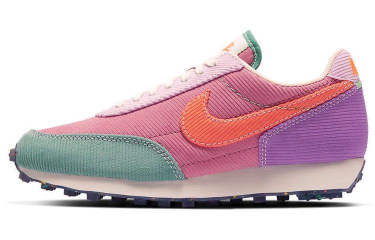 Nike Daybreak Corduroy Desert Berry Women s DA1471-683 36