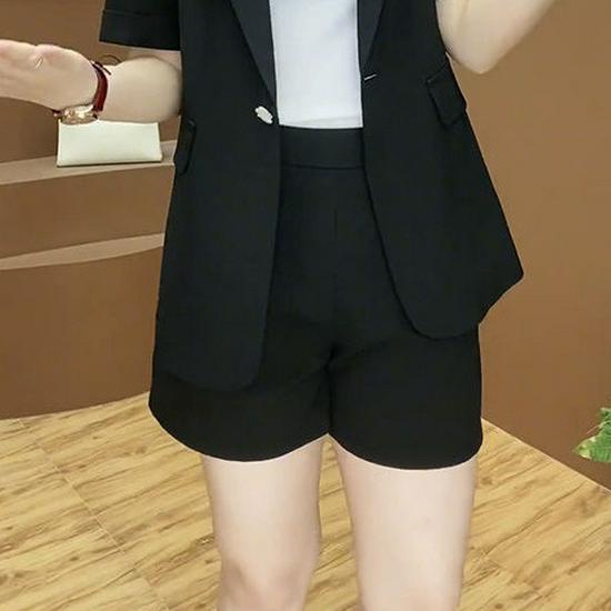 Petite Women's Stylish Two-Piece Summer Suit: Streetwear Shorts Set