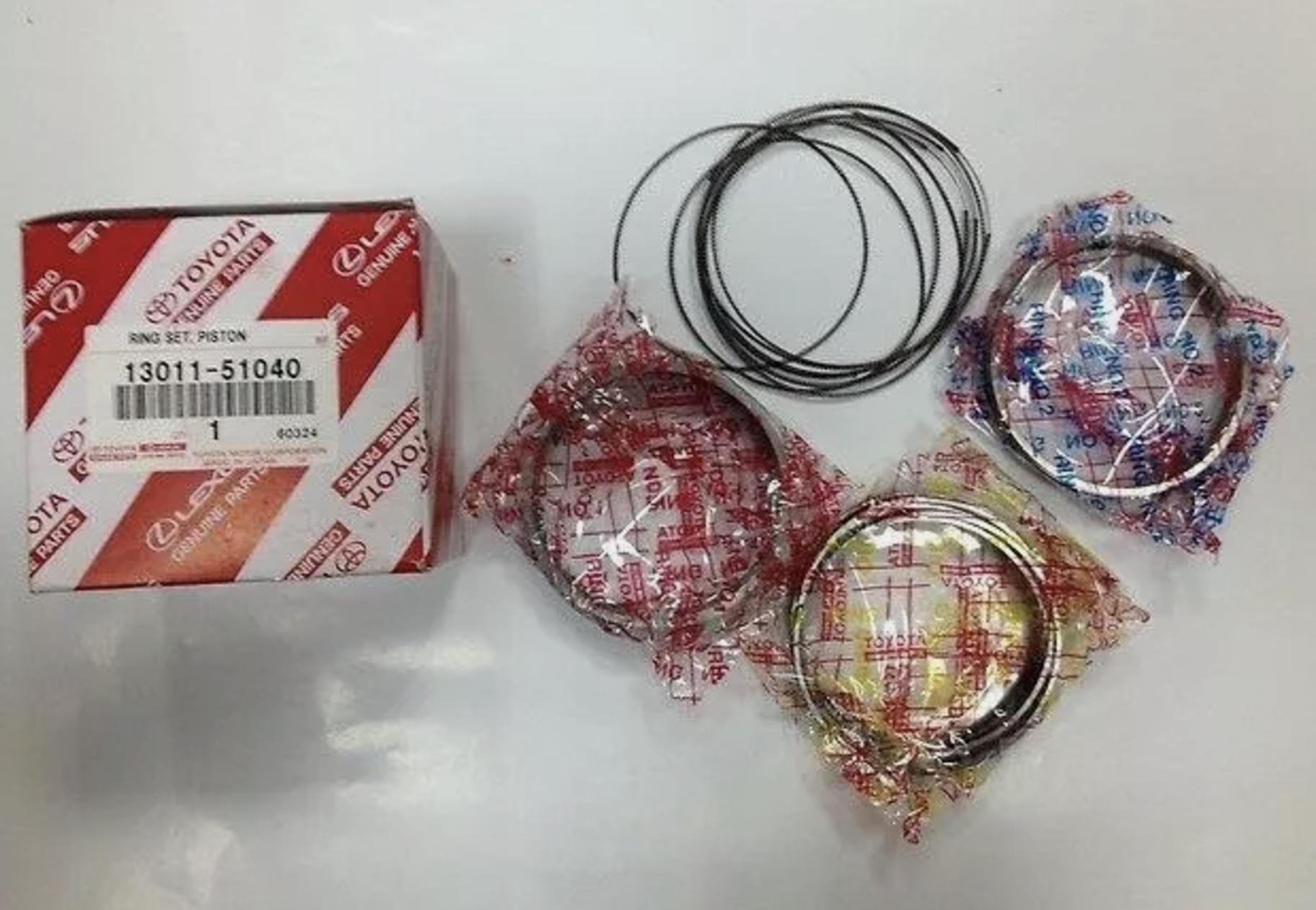 

Toyota 13011-51040 Land Cruiser 200 2007/9- PISTON RING SET OEM Genuine