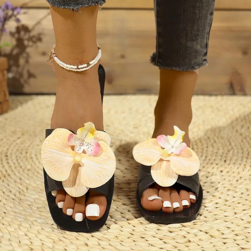 Fashion Ladies Shoes 2025 Hot Sale Open Toe Women's Slippers Casual Daily Slippers Women Square Toe Floral Flat with Women's Sandals