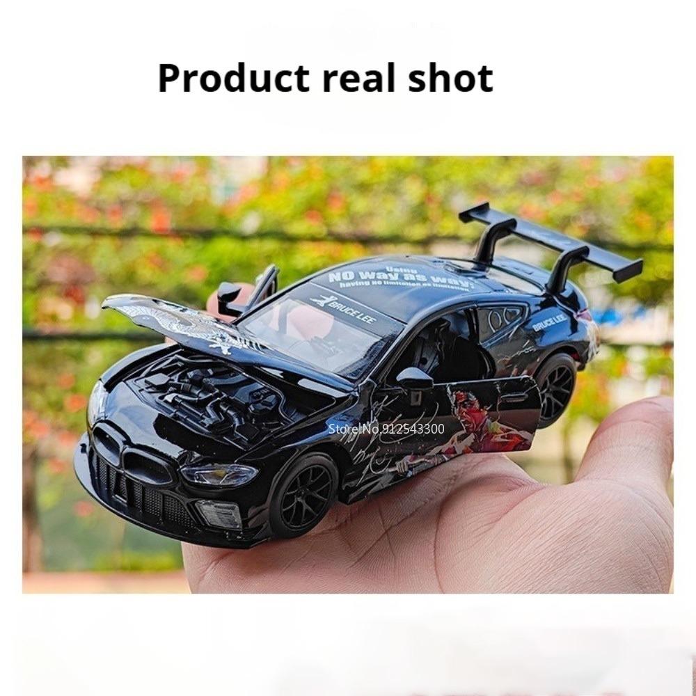 1:32 BMW M8 GTE 320I Car Model Toy Door Opened Sound Light Pull Back Alloy Body Rubber Tires Racing Cars Boy Collection Gift