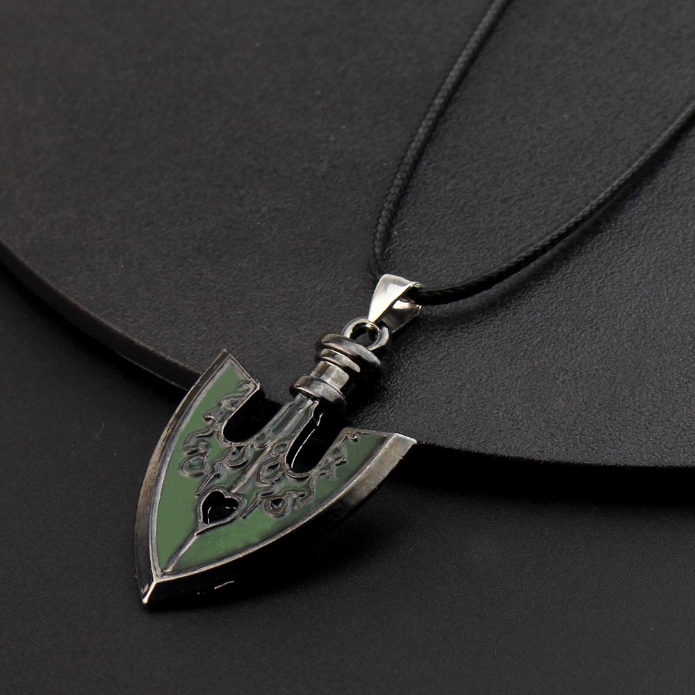 Anime Jojos Bizarre Adventure Killer Queen Arrow Necklace Pendant Snails Necklace GLOW In The DARK Night Necklace Men Women Gift