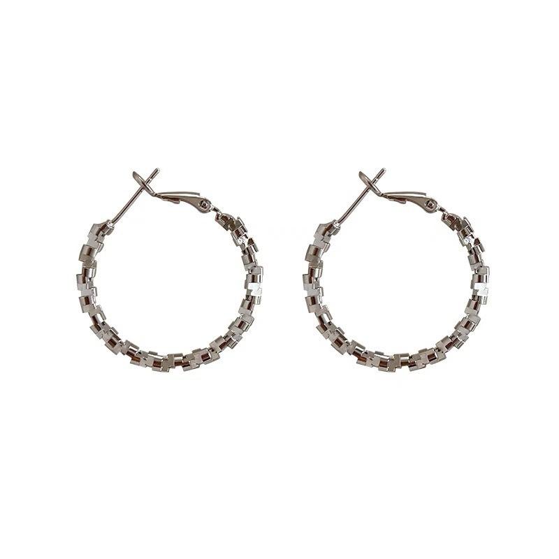 Broken Silver Round Ear Ring Earrings, New Popular Ear Buckles, Light Luxury, High-end Sense, Exaggerated Square and Round Face and Ear Jewelry