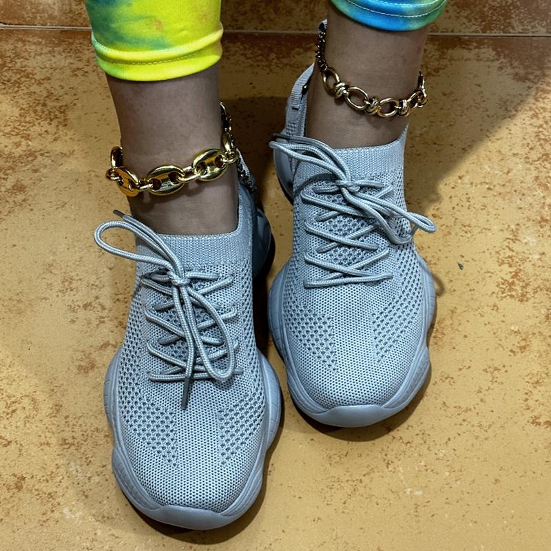 Women's Sneakers 2026 New Fashion Breathable Trainers Comfortable Sneakers Women Mesh Fabric Lace Up Female Footwear Women Shoes