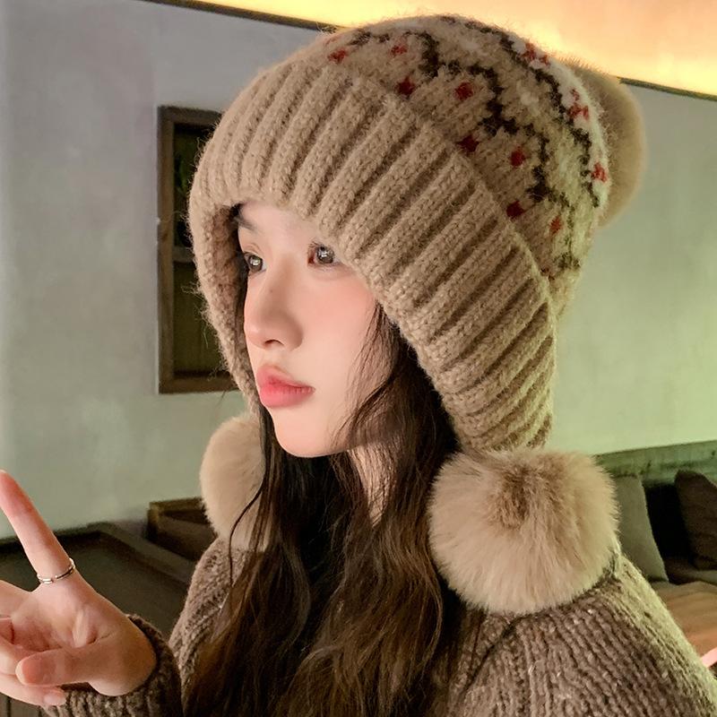 New Fair Island Wind Autumn and Winter Female Cute Ear Protection Wool Hat Outdoor Hairball Warm Ski Cold Knitted Hat