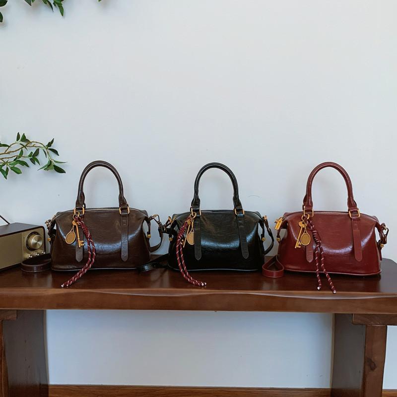 IELGY Fashion Niche Large-Capacity All-Match Casual Commuter Portable Cross-Body Small Square Bag