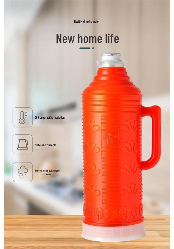Large Capacity Insulated Thermos Flask with Traditional Design and Durable Plastic Shell, Ideal for Home and Dorm Use.