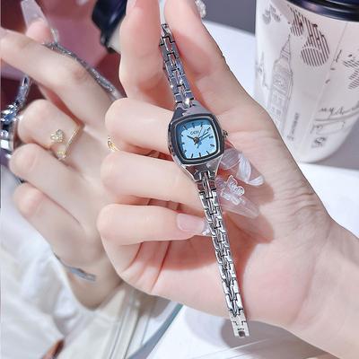 CQ451 Casual and Exquisite Women Watch Bracelet Watch Simple and Alloy Waterproof Quartz Watchwatches for Woman