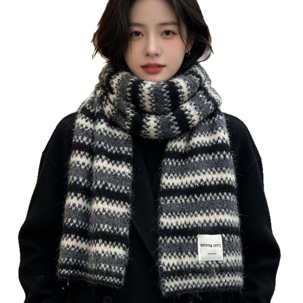 Red Christmas scarf with Korean autumn and winter atmosphere knitted scarf women's soft waxy striped warm scarf men