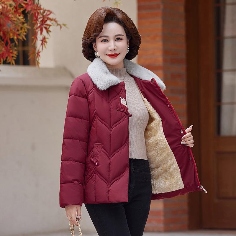 

Лацкан ветрозащитный легкий утолщенный стеганый пушистый теплый теплый холодный свободный короткий секция высококачественная ткань повседневная спортивная куртка хлопковая куртка пальто 5XL красный