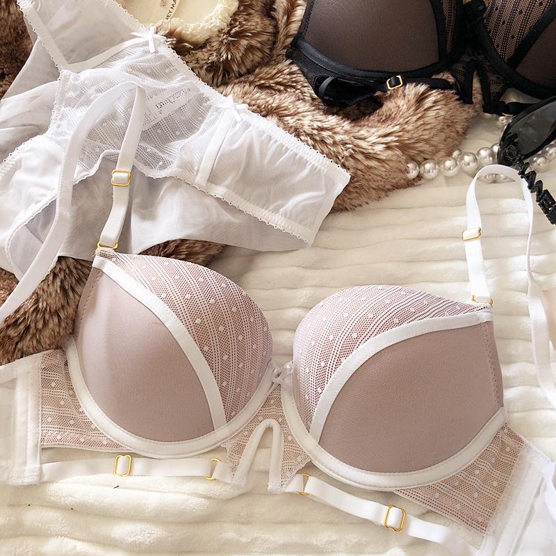 Sexy Hollow Underwear Set for Women 3/4 Cup Push Up Bra Lace Splicing Color Brassiere and Panties Ladies Intimates Lingerie