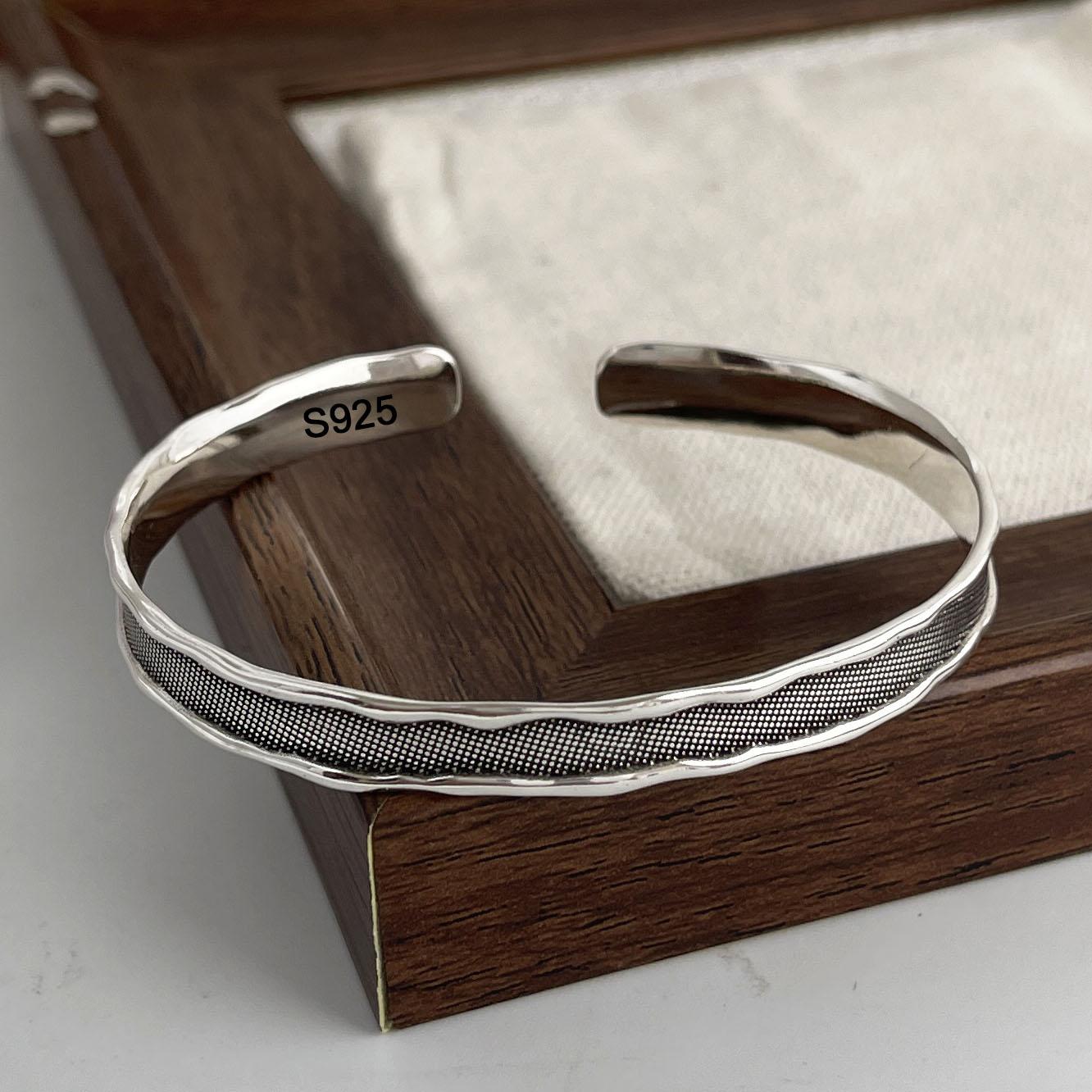 

100% Solid 925 Sterling Silver Retro Bracelet for Women Men Vintage Handmade Back Patern Bracelet Birthday Gift