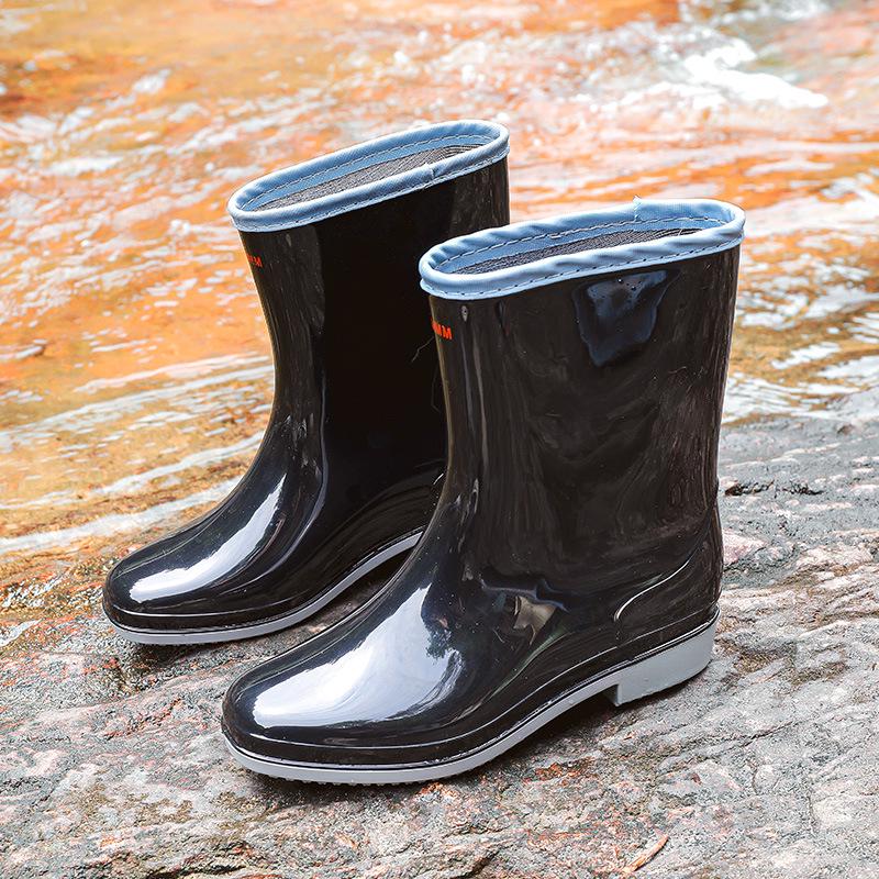 Women's Mid-Tube PVC Anti-Slip Rain Boots - New Waterproof Rubber Shoes
