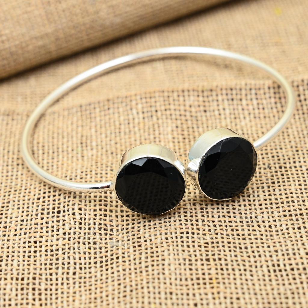 Gorgeous Black Spinel Gemstone Handmade 925 Sterling Silver Jewelry For Wedding Gift