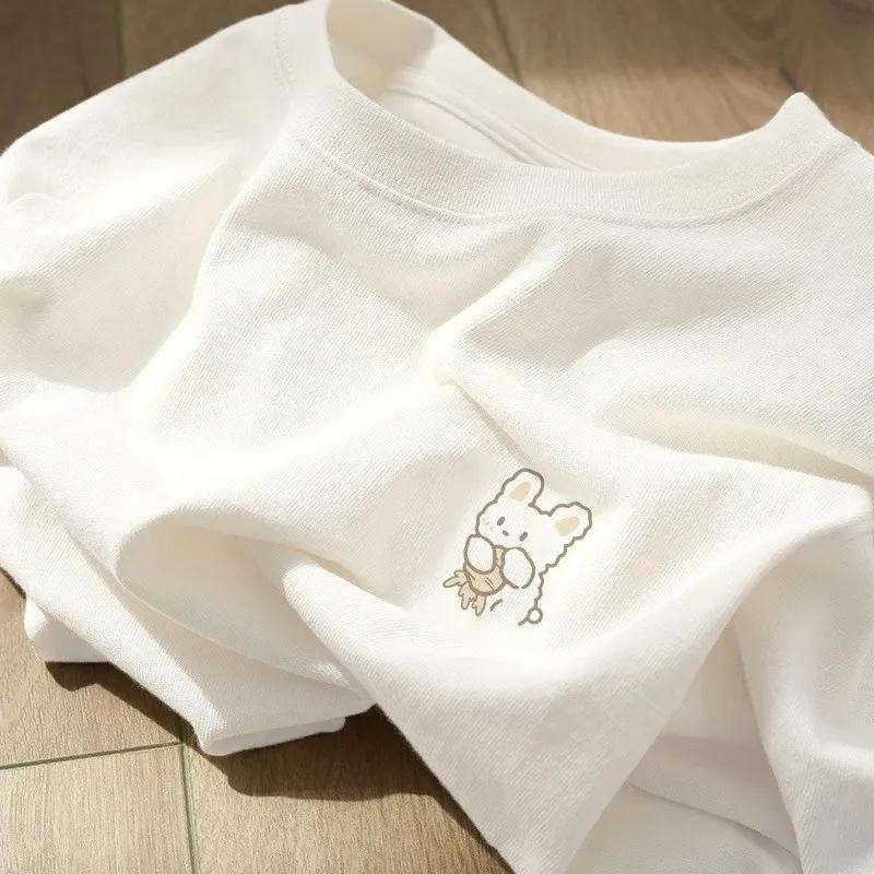 "2024 Sommer Damen süßes Häschen-Print Baumwoll-T-Shirt: Lässiges, halbärmeliges Oberteil im japanischen Stil"
