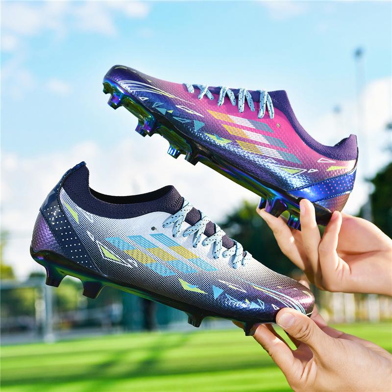 Colorful Electroplated Bottom Couple Teen Student Game Training TPU Seamless Low-top Football Shoes